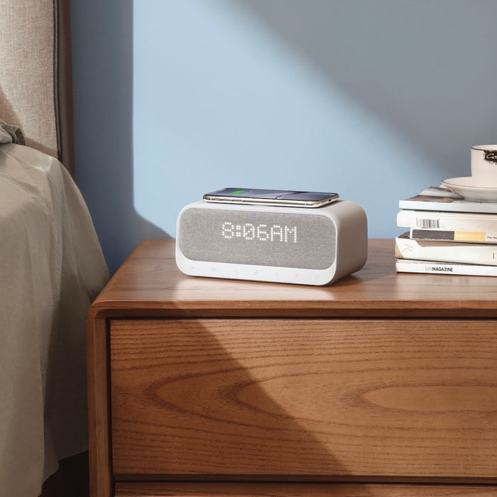 مكبر صوت بلوتوث انكر Soundcore Wakey مع منبه  / راديو FM ،/ شاحن لاسلكي