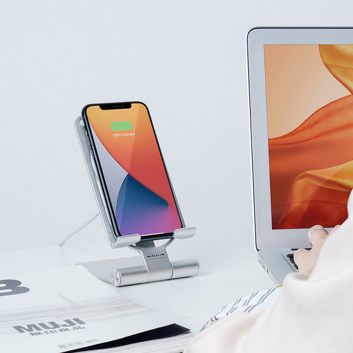 Mobile Desktop Stand with 15W Fast Wireless Charger - Nillkin